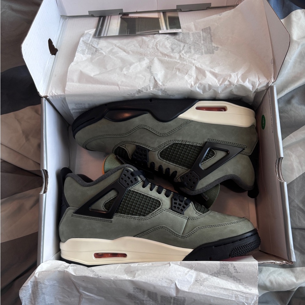 Air Jordan 4 Undefeated (2025)